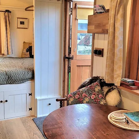 Plank Bridge Shepherds Hut In Orchard - Peaceful Escape For Two Сasa de vacaciones East Ayton